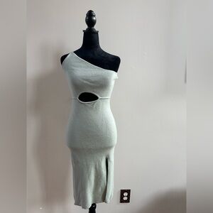 Chic One-Shoulder Cutout Dress in Soft Gray